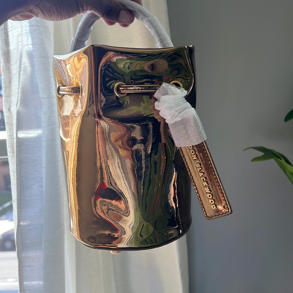 Brandon Blackwood Gold bucket bag